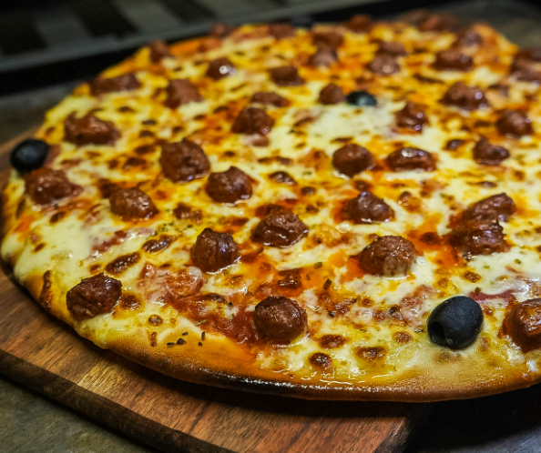 Merguez Pizza